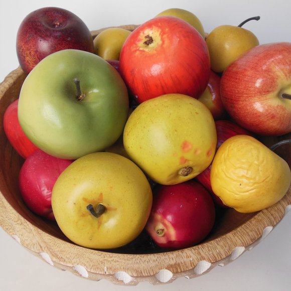 Realistic Artificial Decorative Faux Fake Apples High Quality Home Décor 21 pcs. - Picture 4 of 8